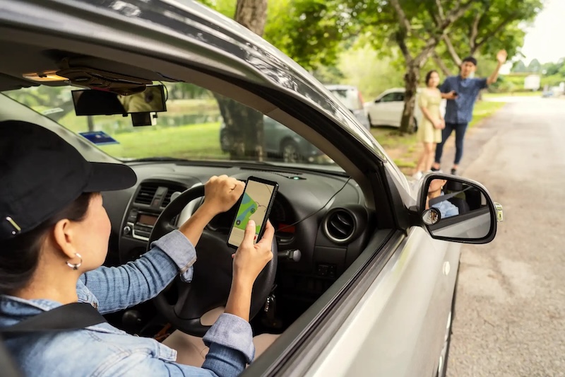 Service: Uber Car Rental